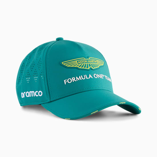 Zielona czapka PUMA z logo 'Aston Martin' i napisem 'Formula One Team'.