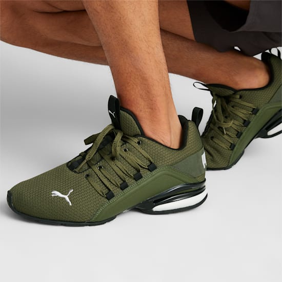 PUMA Promos et Soldes Jusqu a 50 sur les Chaussures Vetements et Accessoires