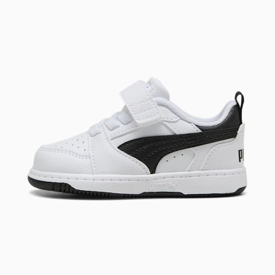Basket PUMA blanche pour enfant avec bande noire et bride à scratch.