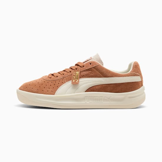 Tan PUMA GV Special trainer with suede upper and off-white formstrip.