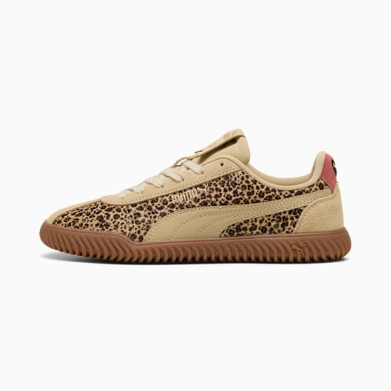 Beige PUMA trainer with leopard print and brown ridged sole, for adults.