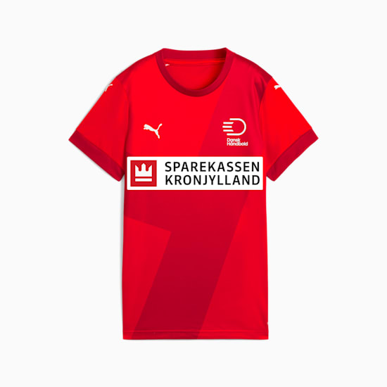 Czerwona koszulka PUMA dla dzieci z logotypami sponsorów i napisem „Dansk Haandbold”.