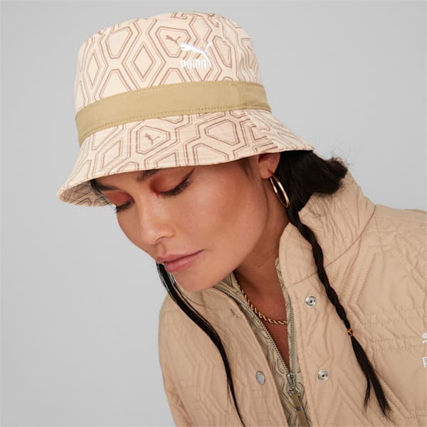 Luxe Sport Bucket Hat, Light Sand-AOP, extralarge