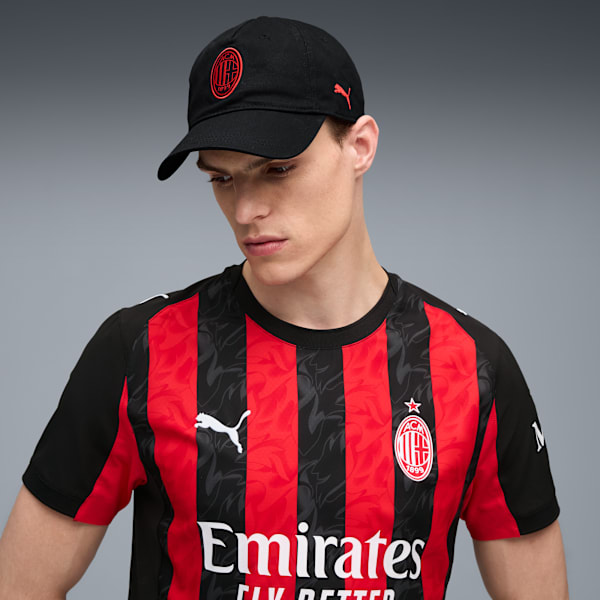 AC Milan Essentials Cap Unisex, PUMA Black-For All Time Red, extralarge-GBR