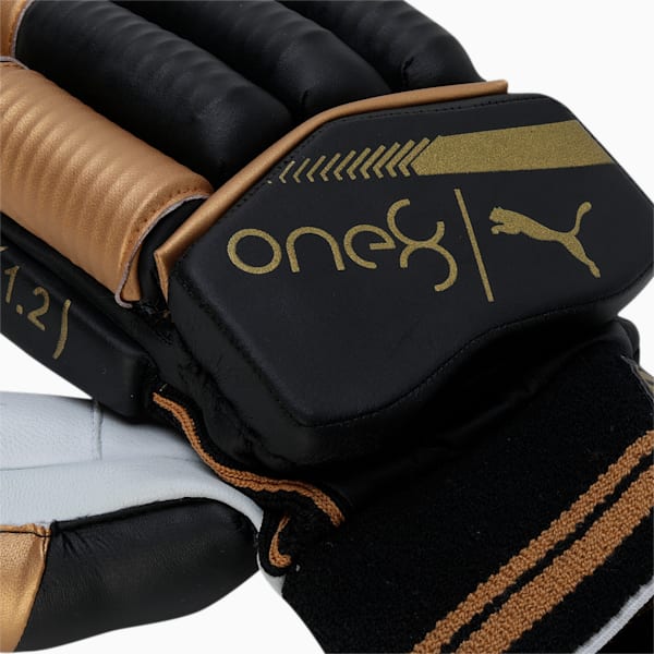 one8 1.2 Cricket Batting Gloves, PUMA Black, extralarge-IND