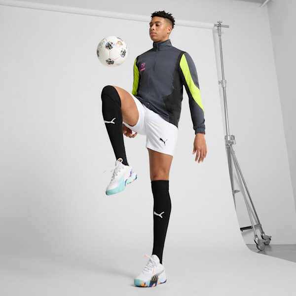 Balón de fútbol PUMA x Christian Pulisic Performance, PUMA White-PUMA Navy-PUMA Gold-Sunset Glow, extralarge
