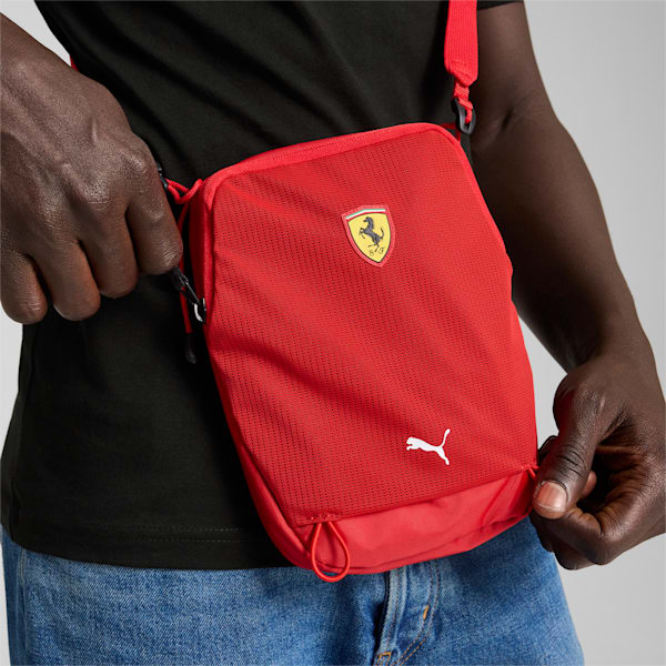 Scuderia Ferrari Race Unisex Motorsport Portable Bag, Rosso Corsa, extralarge-IND