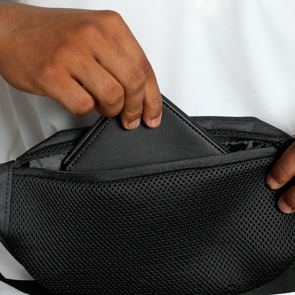 Mercedes-AMG Petronas F1® Motorsport Waist Bag, PUMA Black, extralarge-IND