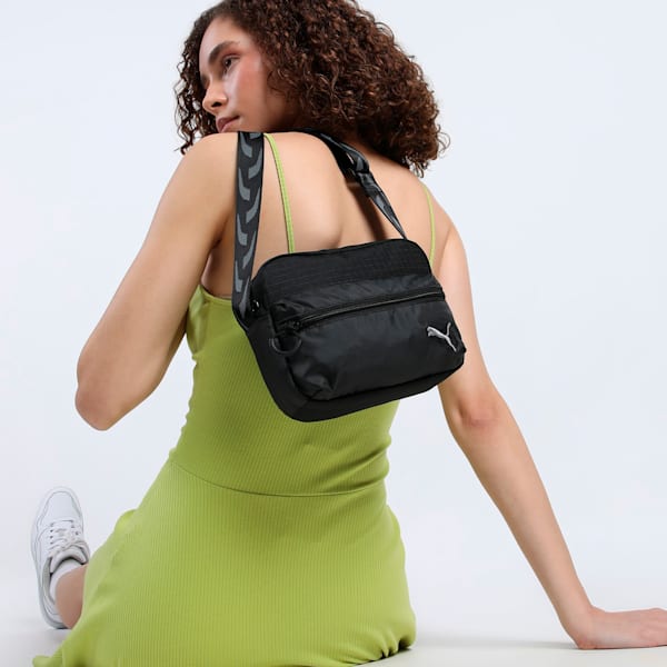 FUTURE ARCHIVE Crossbody Bag, PUMA Black, extralarge-IND