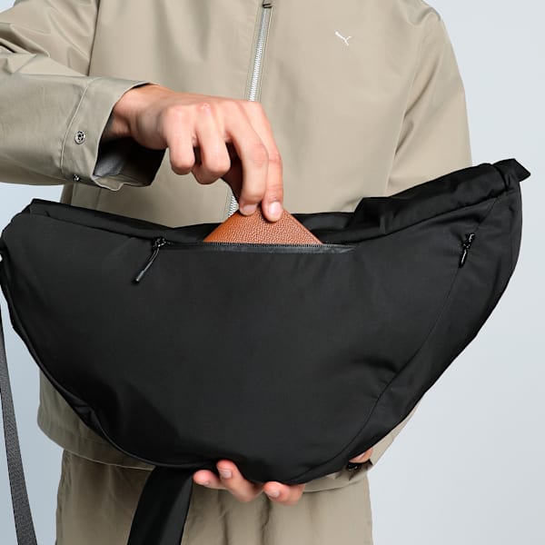 PUMA x HELIOT EMIL Sling Bag, PUMA Black, extralarge-IND