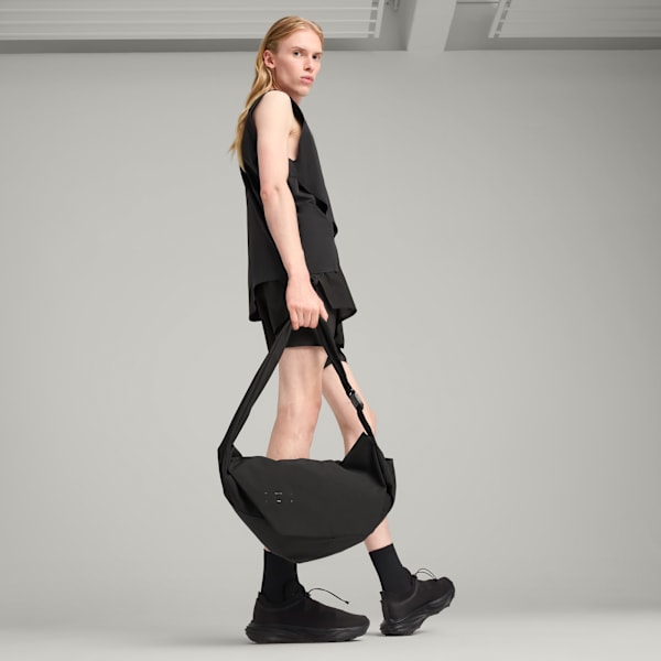 PUMA x HELIOT EMIL 13L Sling Bag, PUMA Black, extralarge