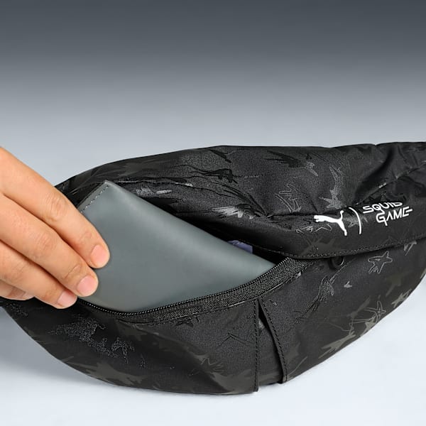 PUMA x SQUID GAME Glow-in-the-Dark Waist Bag, PUMA Black, extralarge-IND