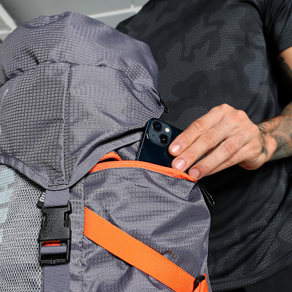 PUMA Trailtrekker Multi-Compartment Rucksack 54.5L, Flat Mid Gray-Rickie Orange, extralarge-IND