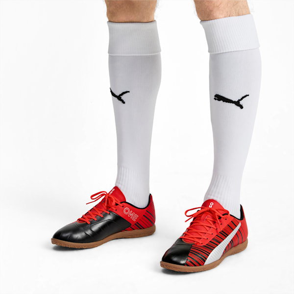 PUMA ONE サッカーシューズ ホワイト/ブラック/イエロー サッカースパイク | BEN.SPORTS