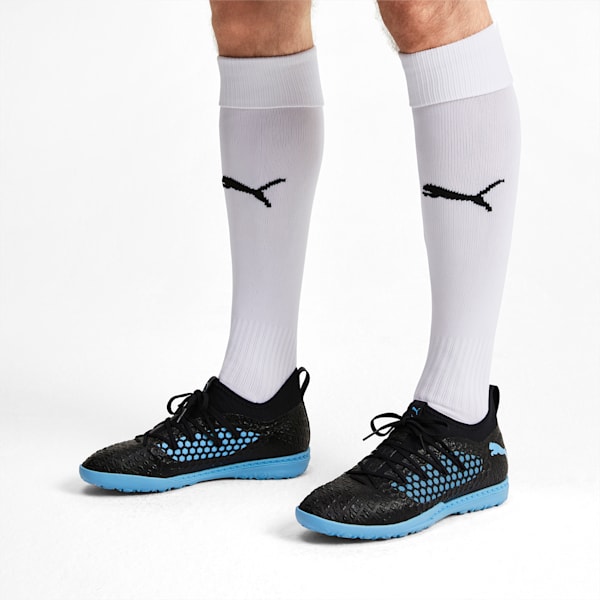 Puma men's soccer shoes top