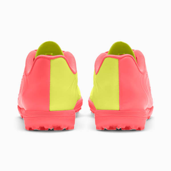 PUMA ONE 20.4 OSG TT Soccer Shoes JR, Nrgy Peach-Fizzy Yellow-Puma Aged Silver, extralarge