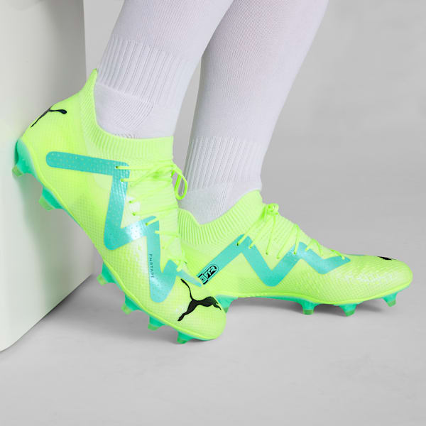 FUTURE Pro FG/AG Football Boots, Fast Yellow-PUMA Black-Electric Peppermint, extralarge