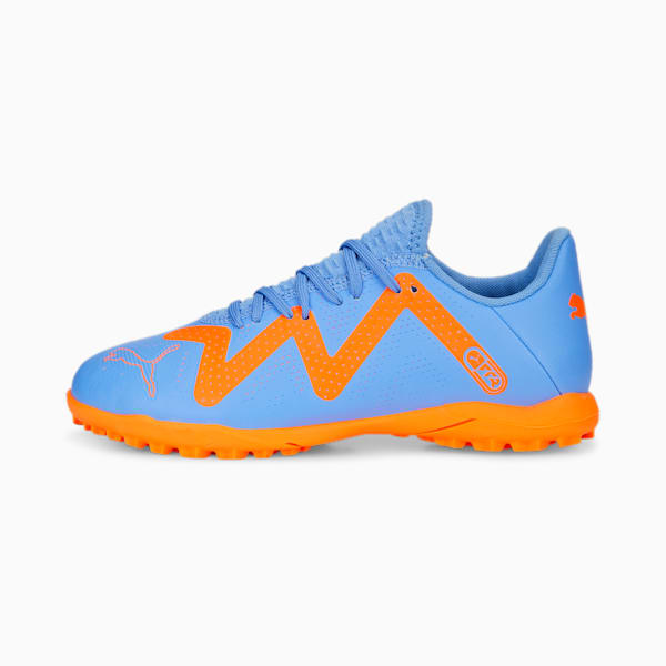 FUTURE Play TT Football Boots Youth, Blue Glimmer-PUMA White-Ultra Orange, extralarge