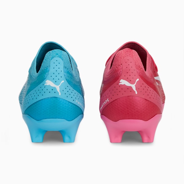 Tacos de futbol ULTRA ULTIMATE Tricks FG AG PUMA