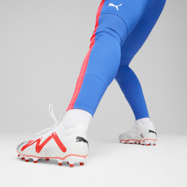 Tacos de fútbol FUTURE MATCH FG/AG para mujer, PUMA White-PUMA Black-Fire Orchid, extralarge