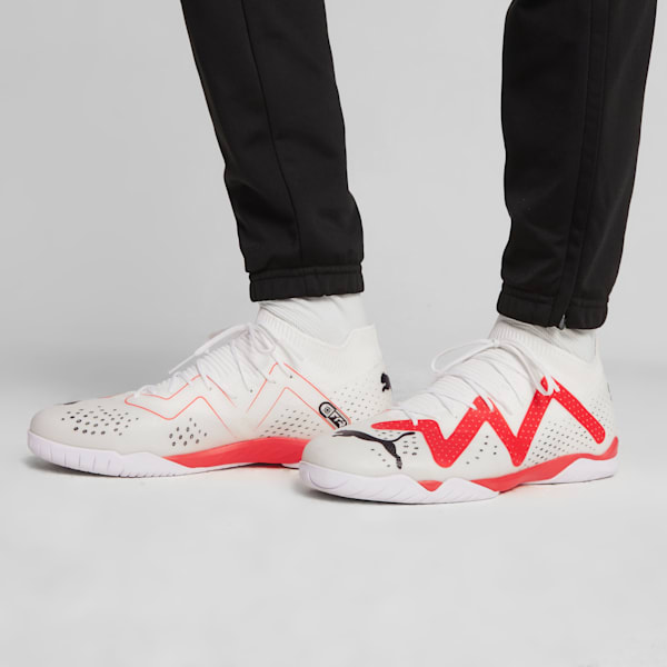Tacos de fútbol FUTURE MATCH IT para hombre, PUMA White-PUMA Black-Fire Orchid, extralarge