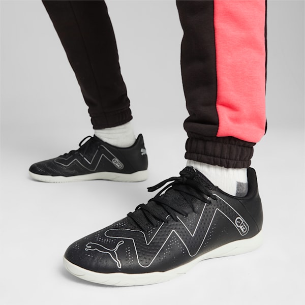 FUTURE PLAY Men's Indoor Football Boots, PUMA Black-PUMA Silver, extralarge-IND
