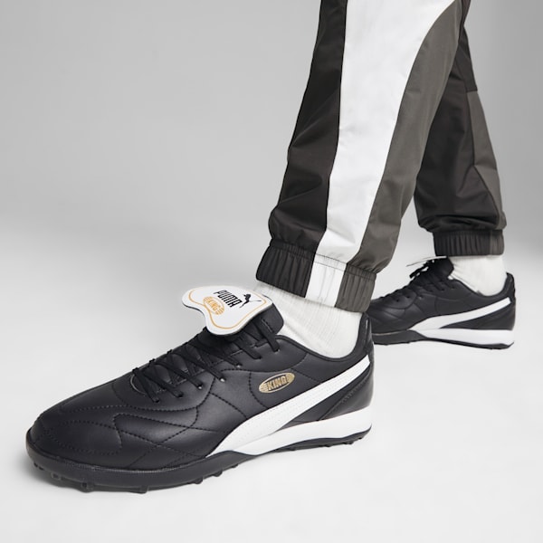 メンズ プーマ キング トップ TT サッカー トレーニングシューズ, PUMA Black-PUMA White-PUMA Gold, extralarge-JPN