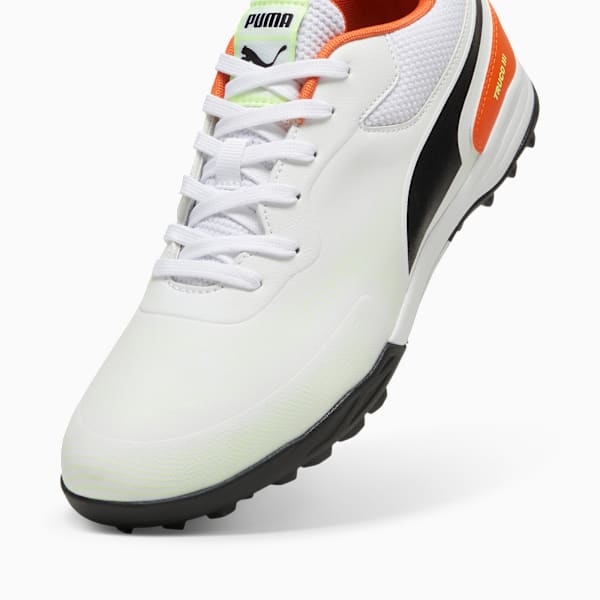 TRUCO III TT Football Boots, PUMA White-PUMA Black-Flame Flicker-Fizzy Apple, extralarge-IND