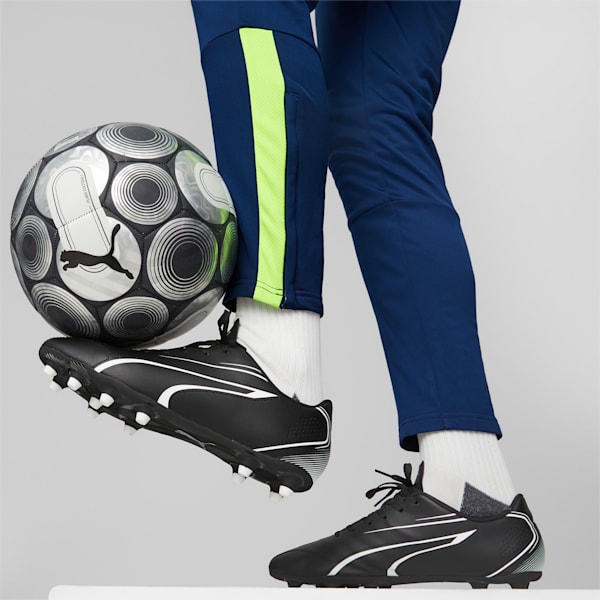 VITORIA FG/AG Men's Football Boots, PUMA Black-PUMA White, extralarge-IND