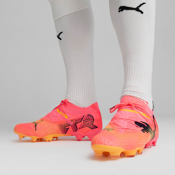 Chaussures de soccer FUTURE 7 ULTIMATE FG/AG Homme, Sunset Glow-PUMA Black-Sun Stream, extralarge