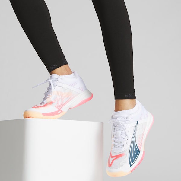 Tenis de deportes de interiores para mujer Accelerate NITRO™ SQD, PUMA White-Ocean Tropic-Passionfruit-Fizzy Melon, extralarge