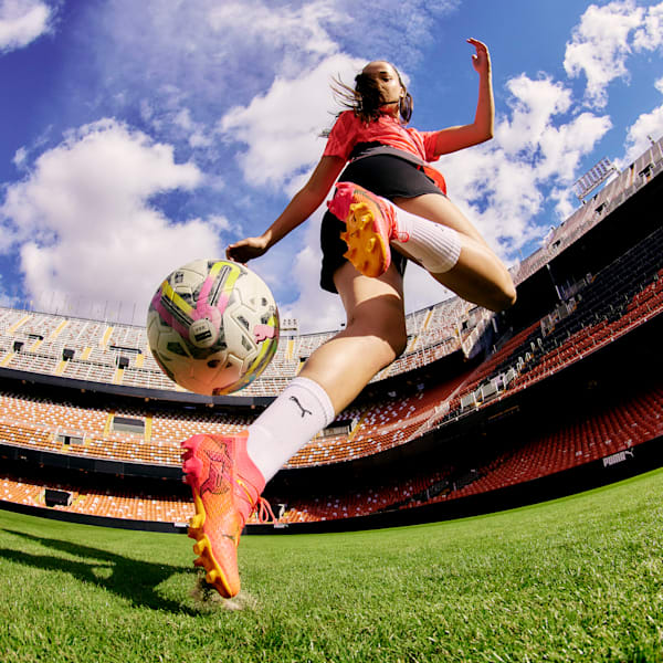 Cheap womens soccer cleats sales