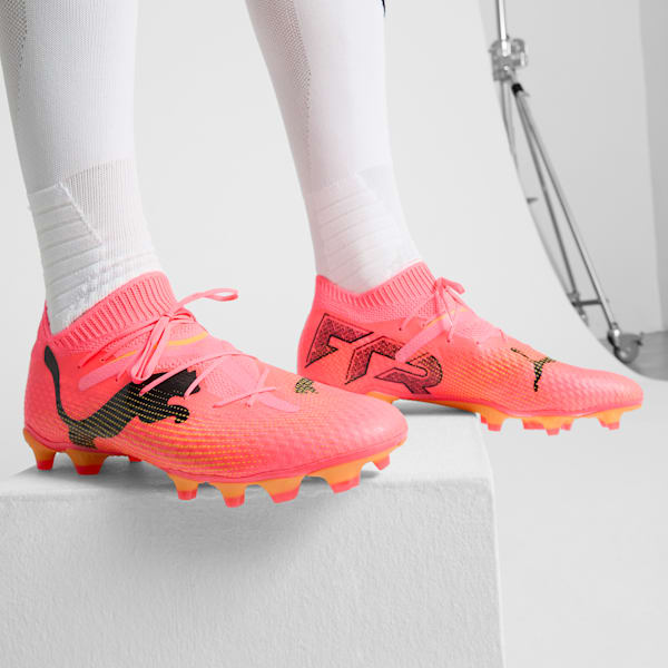 Tacos de fútbol para hombre FUTURE 7 PRO FG/AG, Sunset Glow-PUMA Black-Sun Stream, extralarge