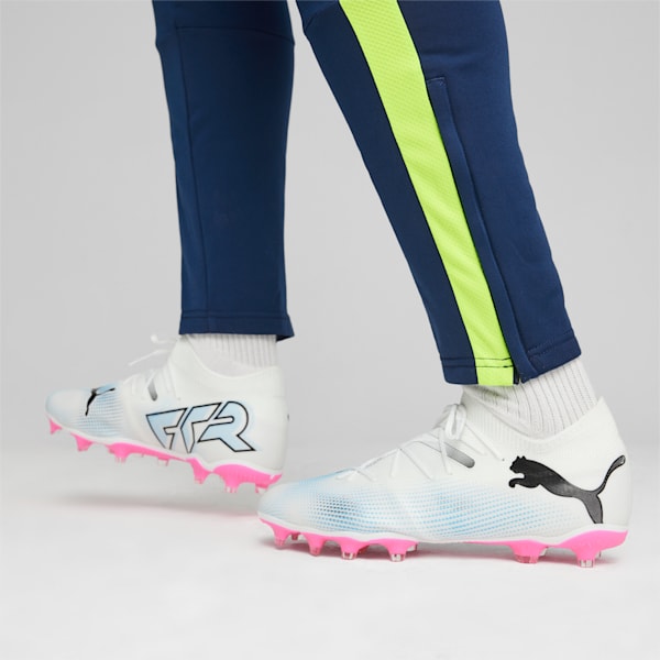 FUTURE 7 MATCH FG/AG Men's Football Boots, PUMA White-PUMA Black-Poison Pink, extralarge-AUS