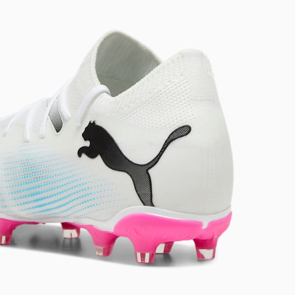 Tacos de fútbol para mujer FUTURE 7 MATCH FG/AG, PUMA White-PUMA Black-Poison Pink, extralarge