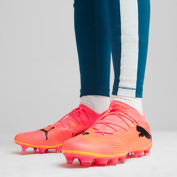 Tacos de fútbol para mujer FUTURE 7 MATCH FG/AG, Sunset Glow-PUMA Black-Sun Stream, extralarge