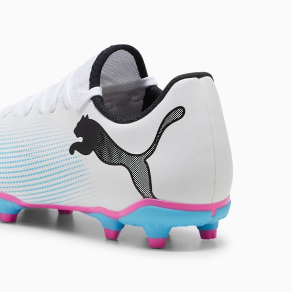 Chaussures de soccer FUTURE 7 PLAY FG/AG, PUMA White-PUMA Black-Poison Pink, extralarge