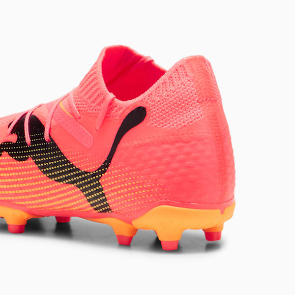 Tacos de futbol para niño FUTURE 7 PRO FG/AG, Sunset Glow-PUMA Black-Sun Stream, extralarge