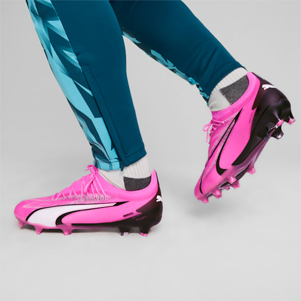 Tacos de fútbol para hombre ULTRA ULTIMATE FG/AG, Poison Pink-PUMA White-PUMA Black, extralarge
