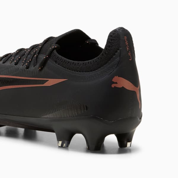 Tacos de fútbol ULTRA ULTIMATE FG/AG, PUMA Black-Copper Rose, extralarge