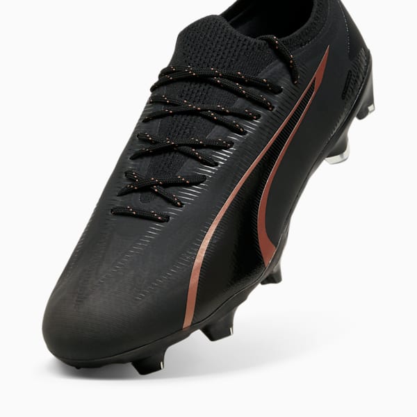 Tacos de fútbol ULTRA ULTIMATE FG/AG, PUMA Black-Copper Rose, extralarge