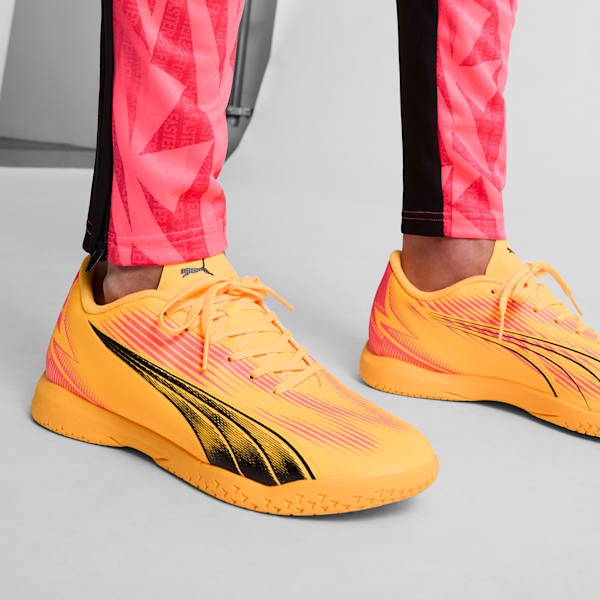 Tacos de fútbol ULTRA PLAY IT, Sun Stream-PUMA Black-Sunset Glow, extralarge