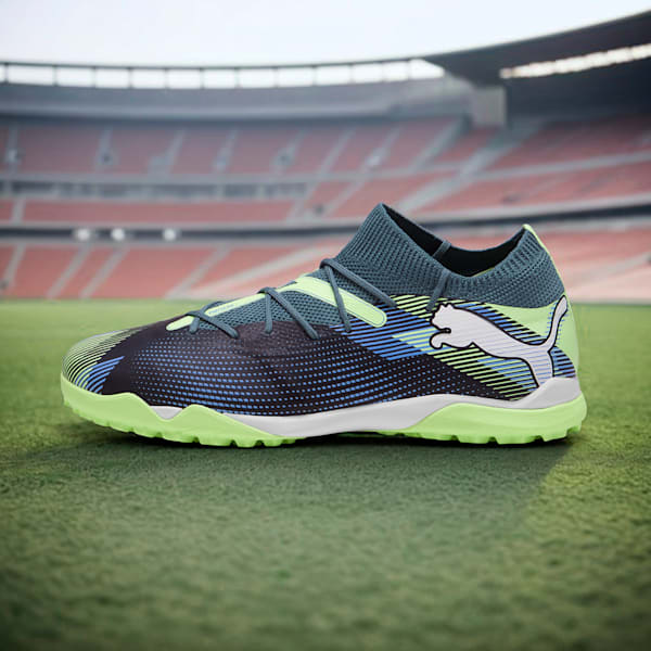 FUTURE 7 MATCH TT Football Boots, Gray Skies-PUMA White-Fizzy Apple, extralarge-IND