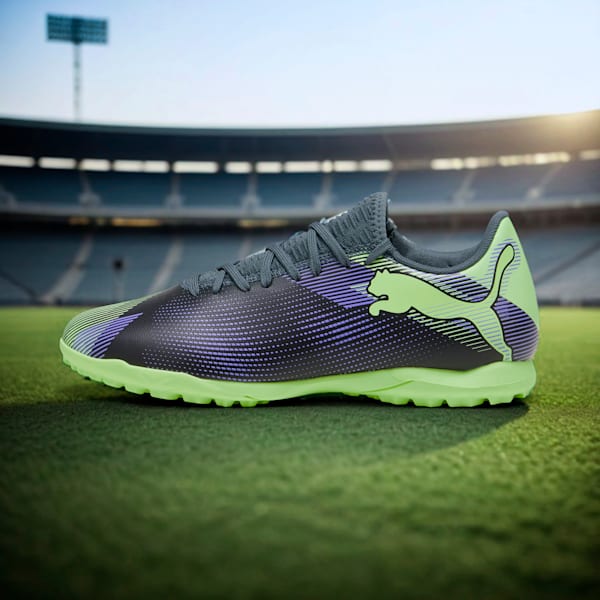 FUTURE 7 PLAY TT Football Boots, Gray Skies-Elektro Purple-Fizzy Apple-PUMA White, extralarge-IND