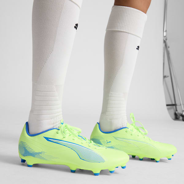 ULTRA 5 PLAY Firm Ground/Artificial Ground Women's Soccer Cleats, Fizzy Apple-PUMA White-Bluemazing, extralarge