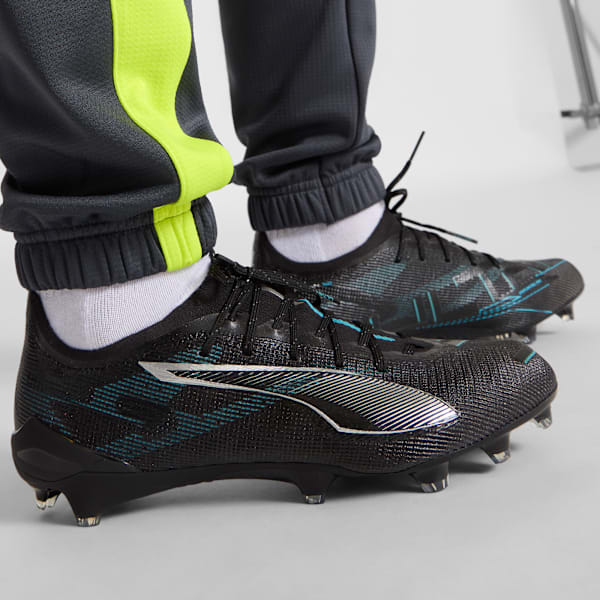 Tacos de fútbol ULTRA 5 ULTIMATE FG, PUMA Black-PUMA Silver-Bright Aqua, extralarge