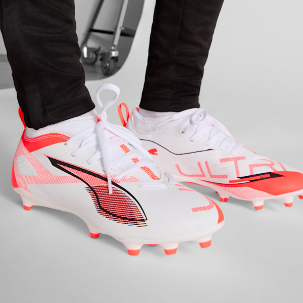 Tacos de fútbol para suelo firme/artificial para niños grandes ULTRA 5 MATCH, PUMA White-PUMA Black-Glowing Red, extralarge