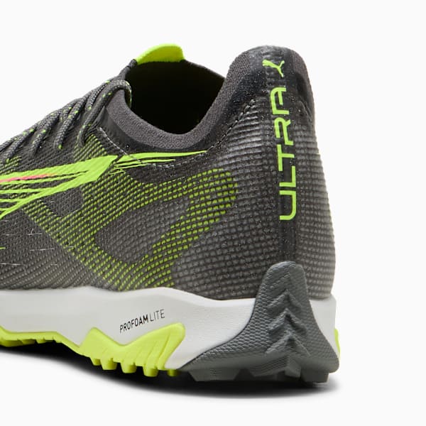 Tacos de futbol ULTRA 5 PRO CAGE, Matte Aged Silver-Yellow Alert-Sun Struck, extralarge