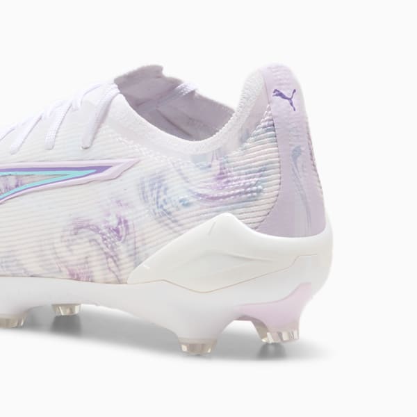 Tacos de fútbol para mujer ULTRA 5 ULTIMATE BRILLIANCE Firm Ground, PUMA White-PUMA Black-Spring Lavender, extralarge