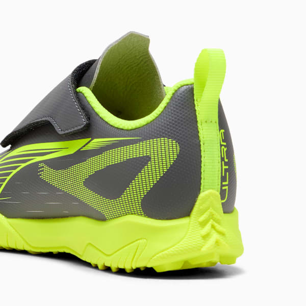 キッズ ウルトラ 5 プレイ V TT サッカー トレーニングシューズ 17-22.5cm, Matte Aged Silver-Yellow Alert-Puma Aged Silver, extralarge-JPN